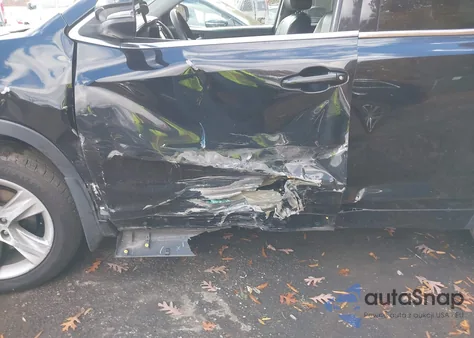 2015 Toyota Highlander Limited Platinum V6 z USA, uszkodzony, nr VIN 5TDDKRFH0FS194273